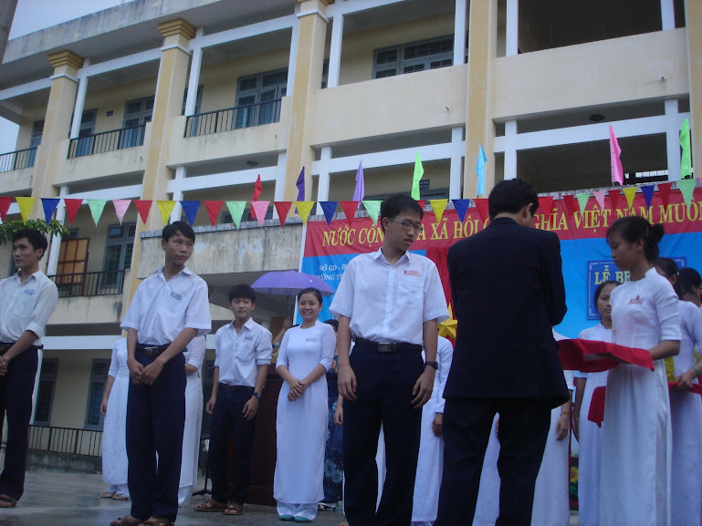 Lễ Bế giảng năm học 2011 - 2012 DSC00181