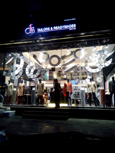 DS Tailors And Readymades, Behind Croma Electronics, Opposite Shree Krishna Restaurant, Thatte Nagar, College Rd, Nashik, Maharashtra 422005, India, Tailor, state MH