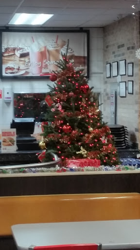 Fast Food Restaurant «Burger King», reviews and photos, 803 Roosevelt Ave, Carteret, NJ 07008, USA
