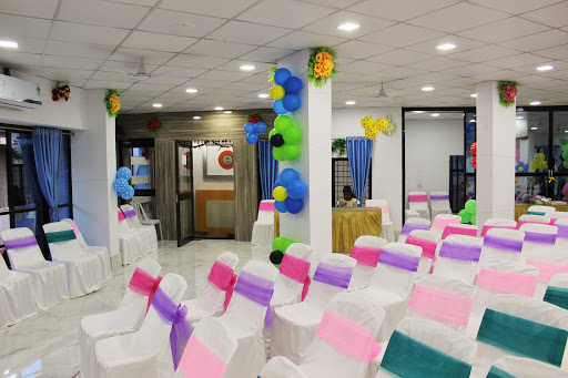 Shubh Laabh Mangalkarya Sabhagruha, 1st Floor, Bhore Complex, Mahavir Chowk, Vazirabad, Nanded, Maharashtra, India, Function_Room_Facility, state MH
