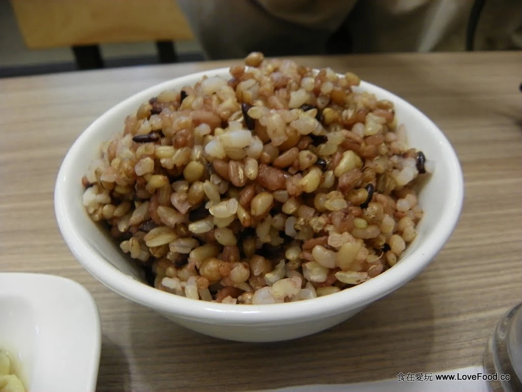 粒粒分明且營養健康的天然天蒸養生飯