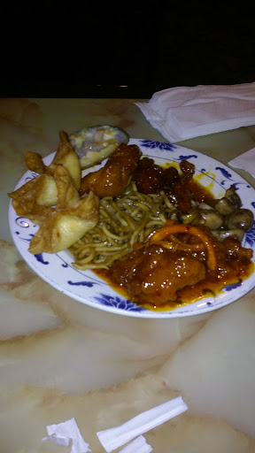 Chinese Restaurant «New China Buffet», reviews and photos, 8146 W Indian School Rd, Phoenix, AZ 85033, USA