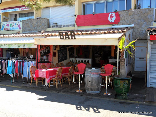 Saint-Tropez, na costa da Riviera Francesa