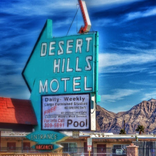 The Desert Hills Motel logo