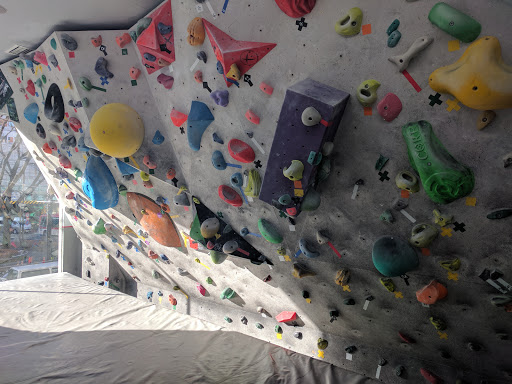 Peki peki bouldering studio