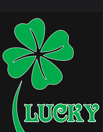 Lucky Nails logo