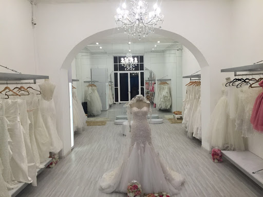 Atelier De Barcelona, Gante 3, Centro Histórico, Centro, 06000 Ciudad de México, CDMX, México, Tienda de novias | Ciudad de México