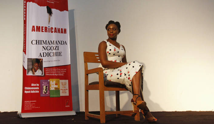 Chimamanda Ngozi Adichie Americanah review comentario texto castellano