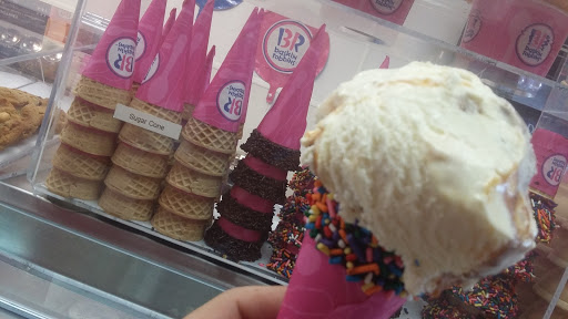 Ice Cream Shop «Baskin-Robbins», reviews and photos, 7555 N la Cholla Blvd, Tucson, AZ 85741, USA