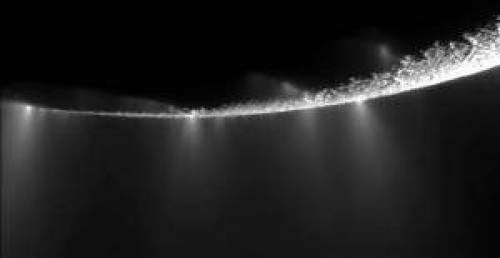 Gushing Geysers On Saturn Moon