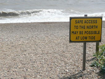 Warning sign at Thorpeness