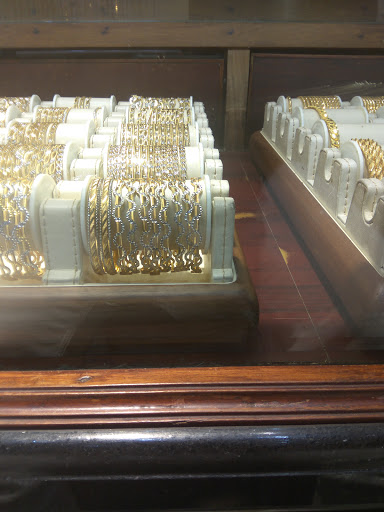 Josco Jewellers, Mahatma Gandhi Rd, Kacheripady, Ernakulam, Kerala 682035, India, Diamond_Jeweler, state KL