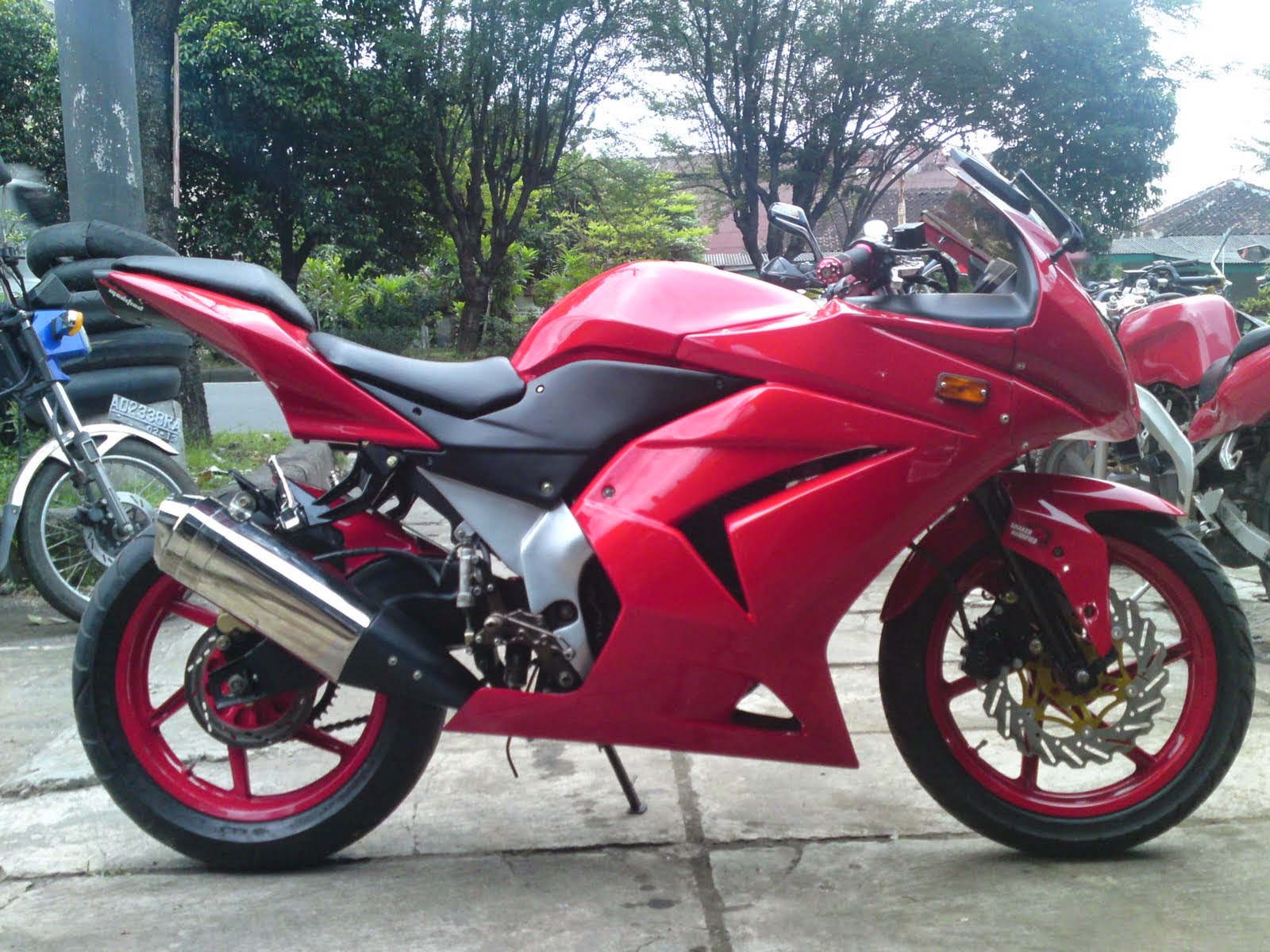 byson modifikasi r6