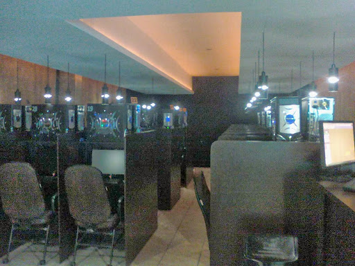 lan house cyber virtual, Av. Duque de Caxias - Nova, Londrina - PR, 86010-210, Brasil, Serviços_Cibercafés, estado Paraná