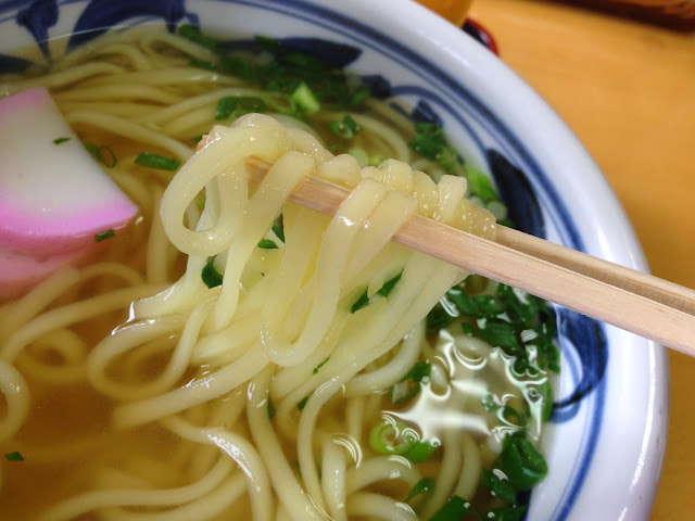 津田屋官兵衛のうどんの麺