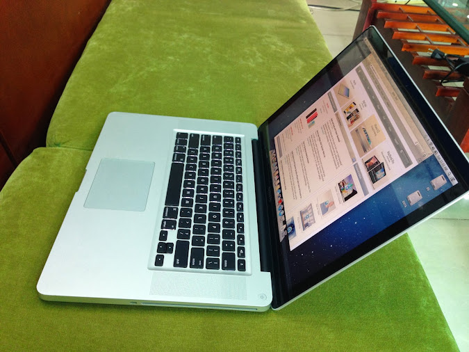 MacBook Pro 15 MC721 i7 Quad core 2.0Ghz 8G 500G vga rời MH AntiGlare sáng đẹp giá rẻ - 10