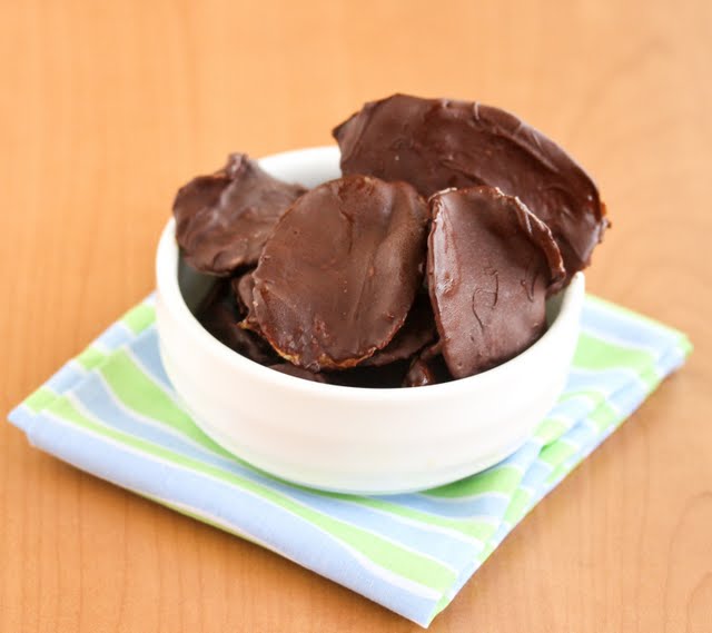 photo of a bowl of Chocolate Covered Potato Chips