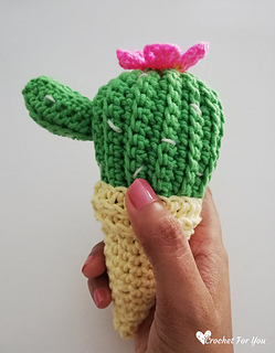 crochet cactus ice cream cone