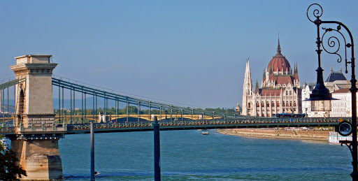 Várkert Bazár