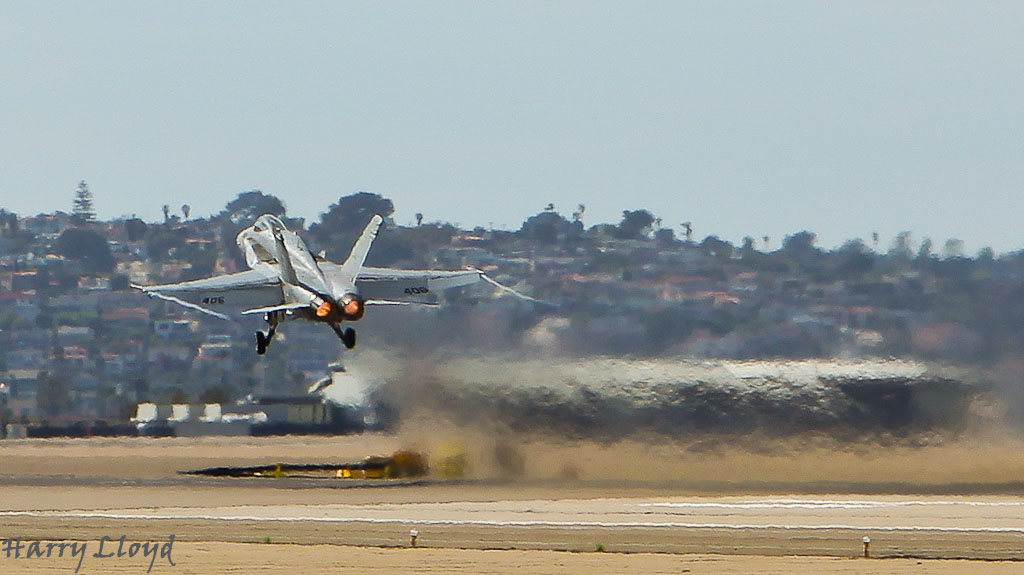 IMAGE: https://lh5.googleusercontent.com/-Be2Pq4TfQ2c/UAzYHwehivI/AAAAAAAAKAM/Ap4s__TkdLU/s1024/IMG_0554-4.jpg