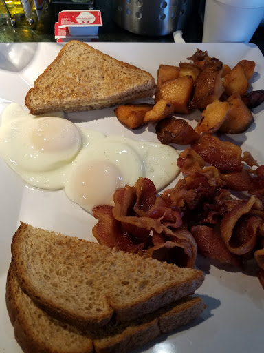 Breakfast Restaurant «Bayfront Cafe 104», reviews and photos, 104 SE 1st St, Miami, FL 33131, USA