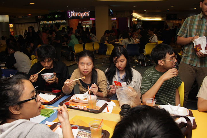 [DONE] Bukber Vocapost @Jakarta 2012 - Page 4 IMG_1450