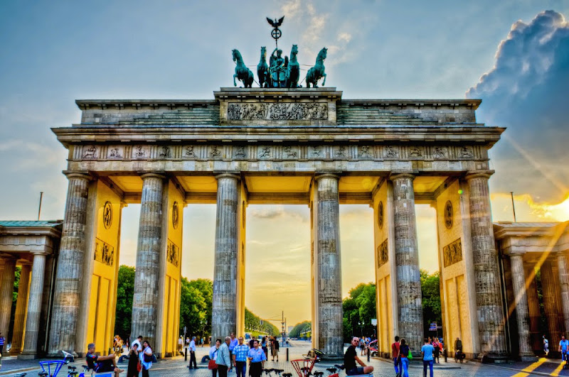 Tourist Brandenburg Gate Berlin History