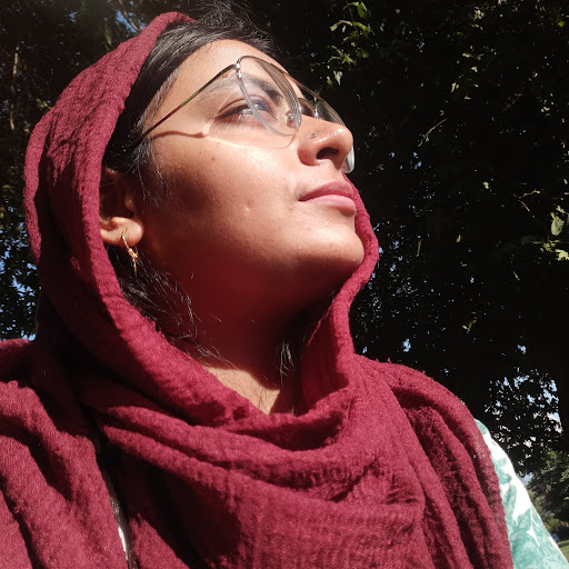 Poet Alishbah Madiha