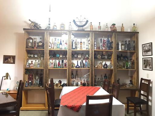 Restaurante La Casa Del Tequila, Ojinaga 70, Centro, 33800 Hidalgo del Parral, Chih., México, Restaurantes o cafeterías | CHIH