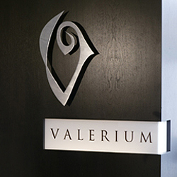 Valerium Salon logo
