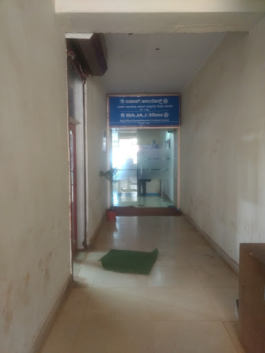 Bajaj Allianz Life Insurance Co Limited, 2nd Floor, Kaburgi Square, Desai Cross, Deshpande Nagar, Hubballi, Karnataka 580029, India, Insurance_Agency, state KA