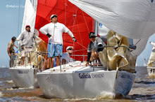 J/24s sailing off Buenos Aires, Argentina on Rio de la Plata