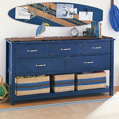 Beach House Furniture on Decoupage Is A Great Way To Reinvent Vintage Furniture  How Lovely Do