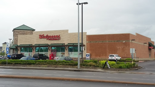 Drug Store «Walgreens», reviews and photos, 1000 Evergreen Rd, Woodburn, OR 97071, USA