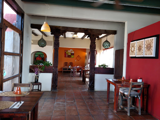 Restaurante San Miguel, Carretera Tijuana-Ensenada km 99, Villa San Miguel, 22765 Ensenada, B.C., México, Restaurante | BC