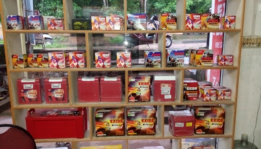 Car battery dealers in kochi ernakulam inverter battery dealers kochi, Exide, Amaron., Ampere Thubel Building, Palace P.O, jn, कोच्ची, Hill Palace Rd, Karingachira, Thrippunithura, Ernakulam, Kerala 682301, India, UPS_and_Inverter_Store, state KL
