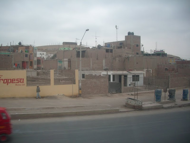 Miércoles 17 de octubre de 2012. Paracas - Luna de Miel en Perú (1)