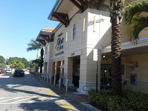 Supermarket «Publix Super Market Sabor at Hialeah», reviews and photos, 3251 E 2nd Ave, Hialeah, FL 33013, USA