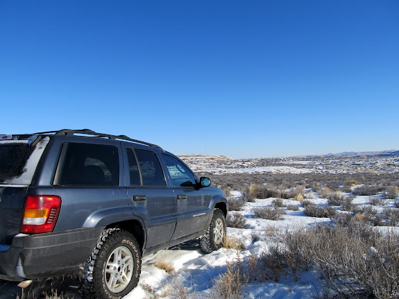 Parked in a nondescript area north of Keg Spring Canyon. It had warmed up to 7 degrees when we started hiking.