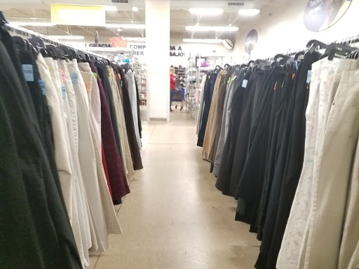 Thrift Store «Goodwill Store & Donation Center», reviews and photos, 1551 N Dryden Ave, Arlington Heights, IL 60004, USA