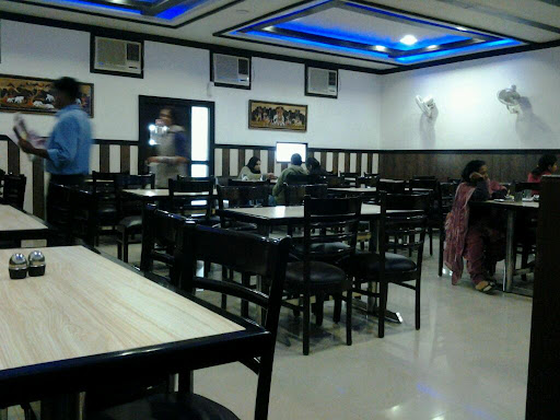 Udupi Krishna Restaurant, F-45, Kohlapur Rd, Kamla Nagar, Delhi, 110007, India, Chinese_Restaurant, state UP