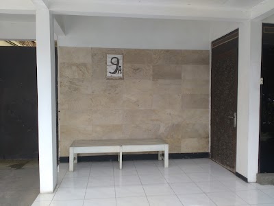 Photos of Dokter Hewan Wahyu Peni W