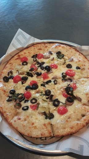 Pizza Restaurant «Pieology Pizzeria, Washington Blvd. / Whittier», reviews and photos, 12502 Washington Blvd, Whittier, CA 90605, USA