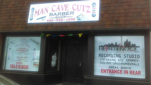Barber Shop «Man Cave Cutz Barbershop», reviews and photos, 18230 E 9 Mile Rd, Eastpointe, MI 48021, USA