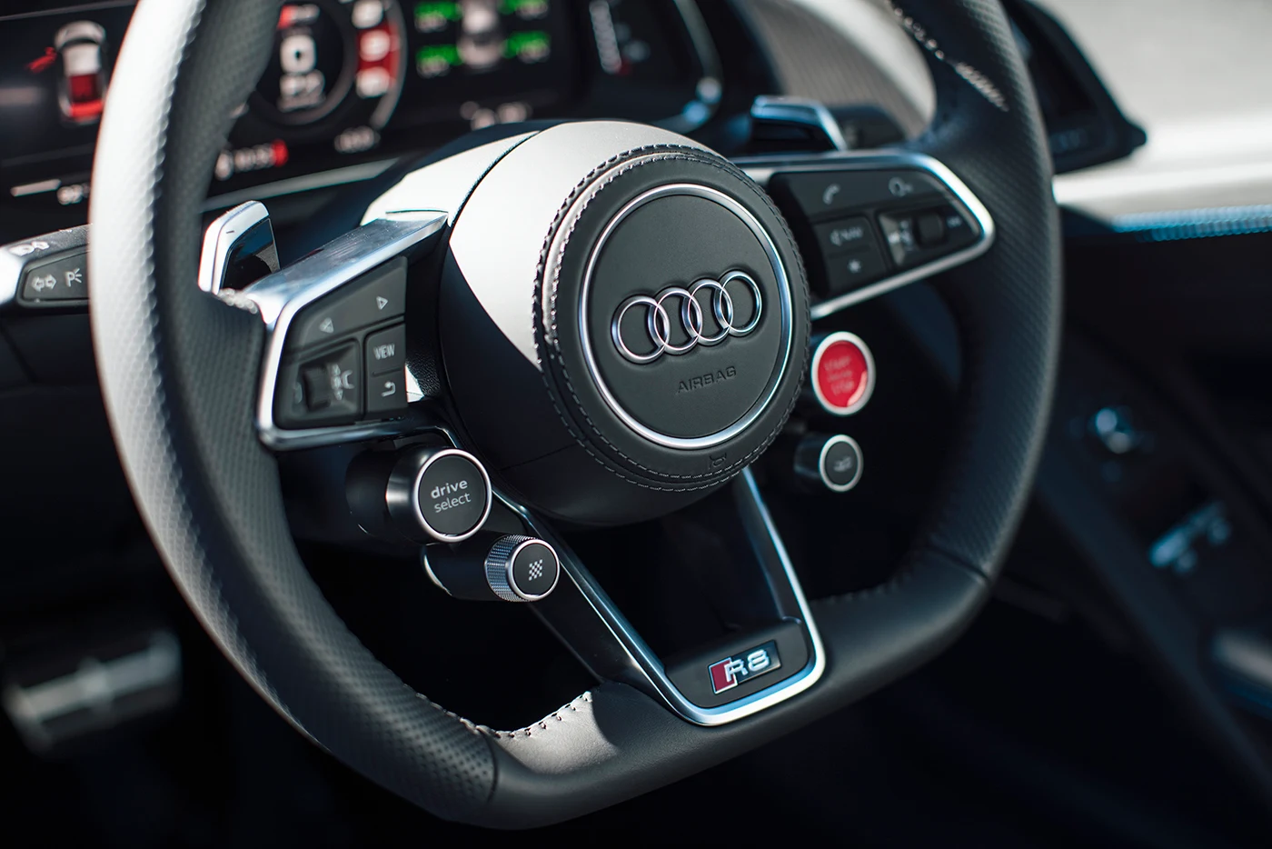 Đánh giá siêu xe Audi R8 2016