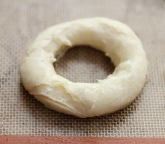 photo of a croissant circle