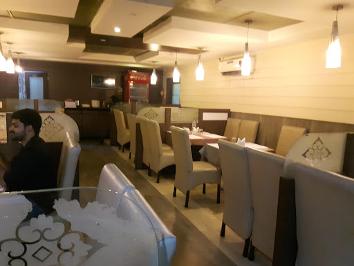 Lebanon Restaurant, No: 54, Medavakkam road, Shollinganallur, Chennai - 600 119, Sholinganallur, Chennai, Tamil Nadu 600119, India, Lebanese_Restaurant, state TN