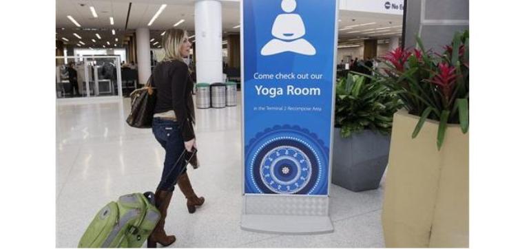 Yoga en aeropuertos y lugares públicos Sala%2520Yoga%2520San%2520Francisco