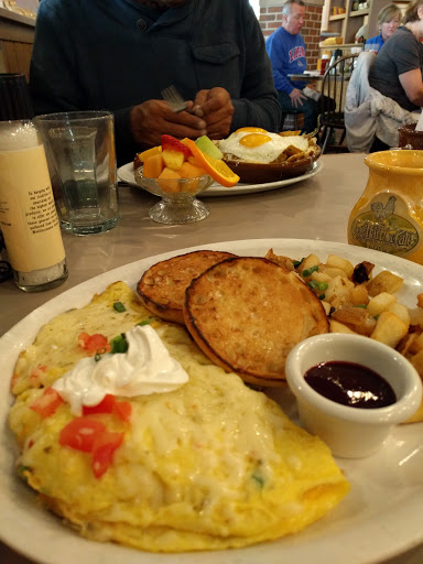American Restaurant «Egg Harbor Cafe», reviews and photos, 208 S Hale St, Wheaton, IL 60187, USA