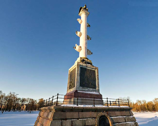 Columna rostral de Chesme - Rusia - Una columna rostral en Nueva York: El monumento a Colón 🗺️ Foro General de Google Earth